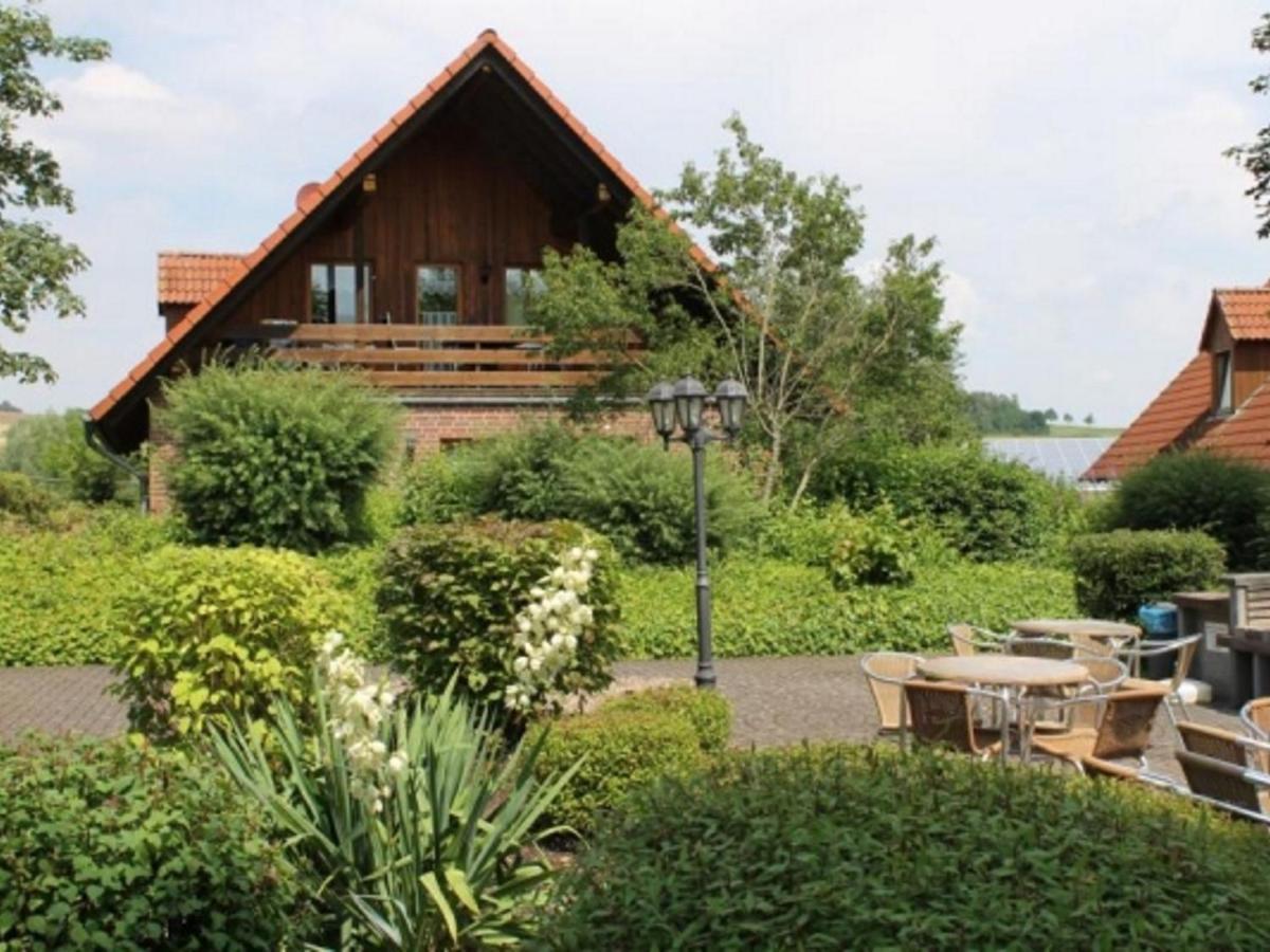 Spacious Apartment In The Green Bruchttal Bredenborn Екстериор снимка
