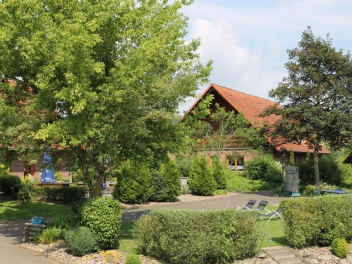 Spacious Apartment In The Green Bruchttal Bredenborn Екстериор снимка